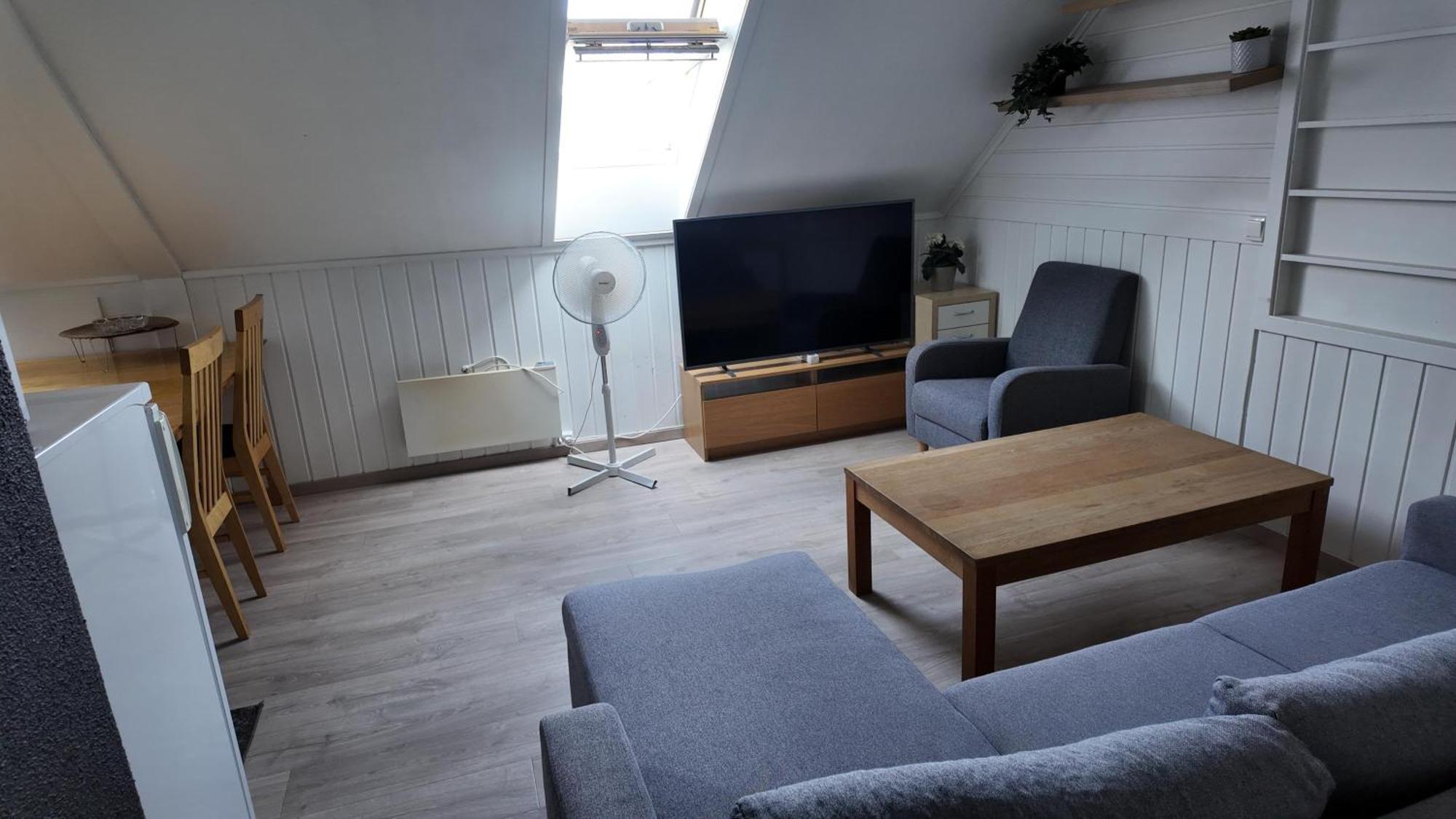 Apartment Near To Center Of